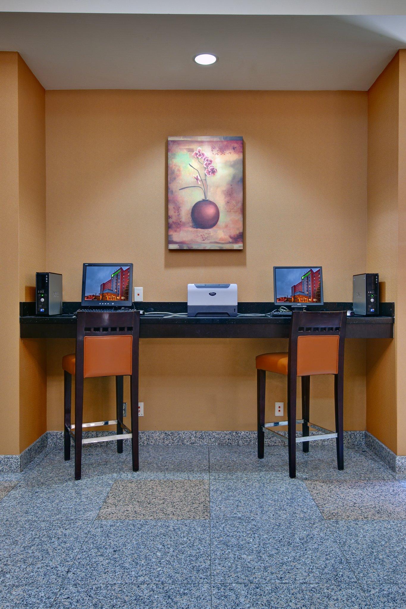Holiday Inn Windsor - Ambassador Bridge By Ihg Ngoại thất bức ảnh