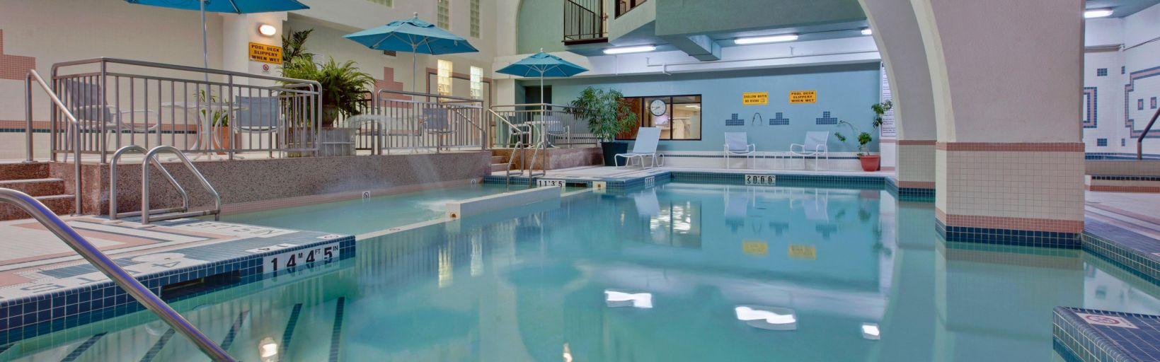 Holiday Inn Windsor - Ambassador Bridge By Ihg Ngoại thất bức ảnh