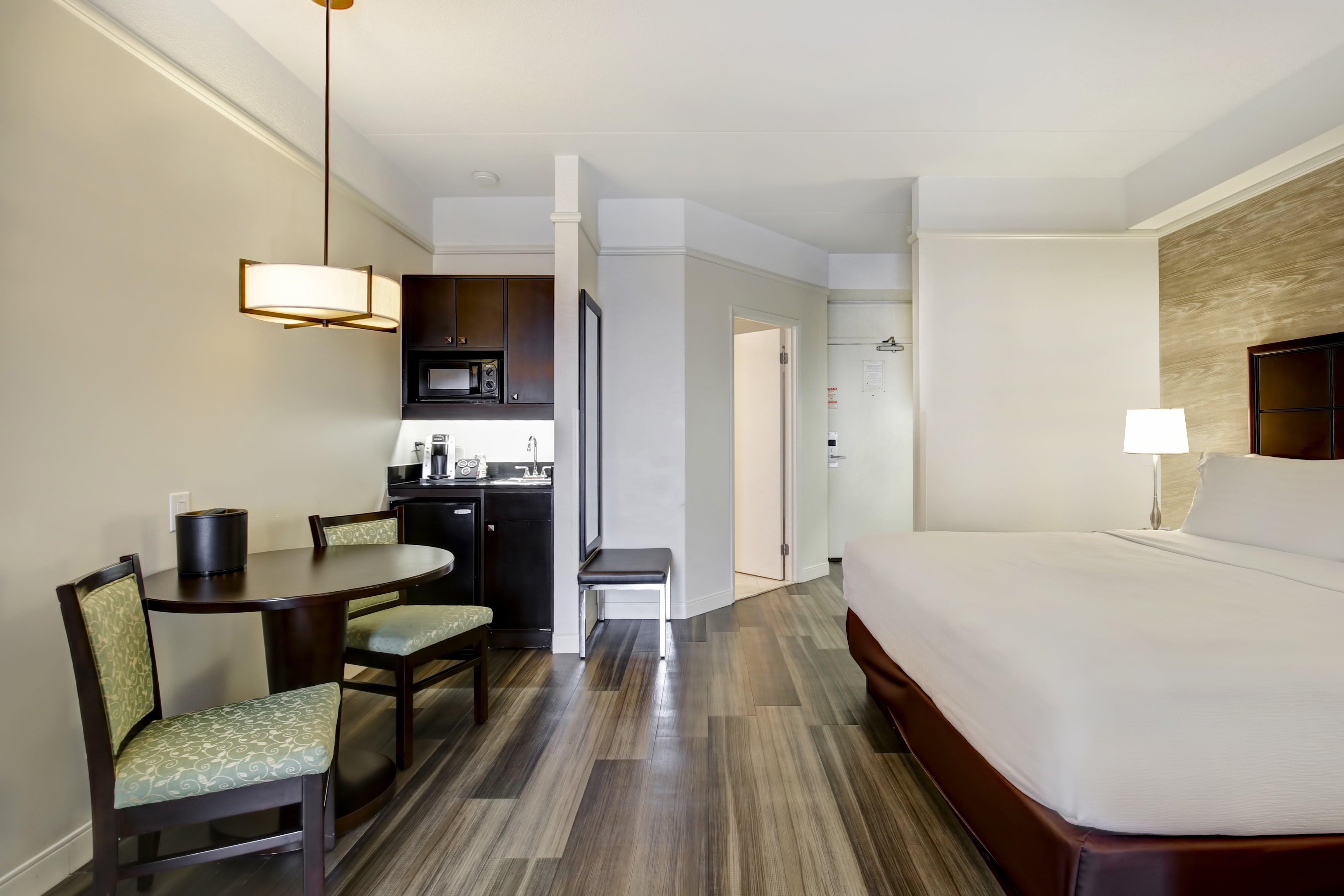 Holiday Inn Windsor - Ambassador Bridge By Ihg Ngoại thất bức ảnh