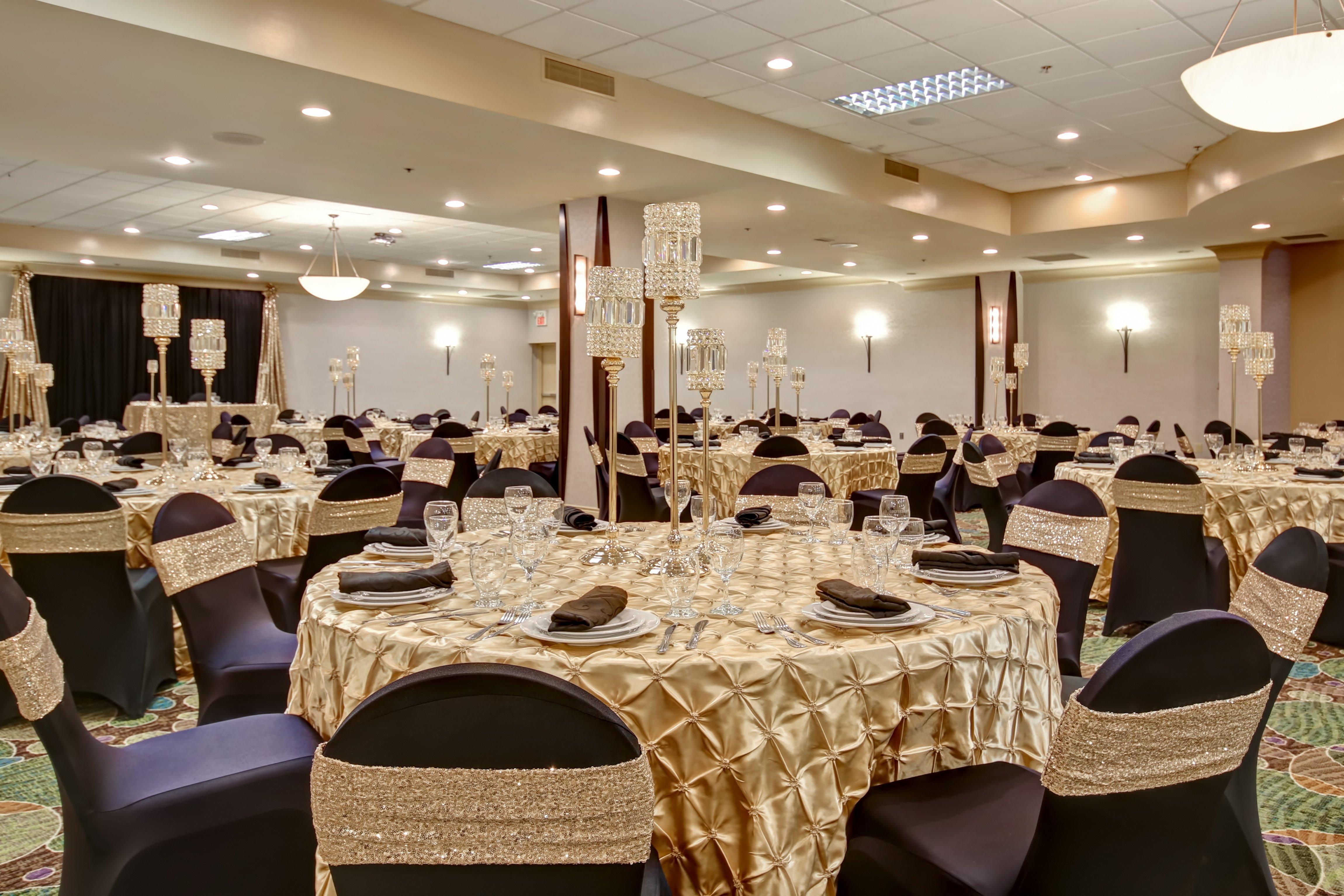Holiday Inn Windsor - Ambassador Bridge By Ihg Ngoại thất bức ảnh